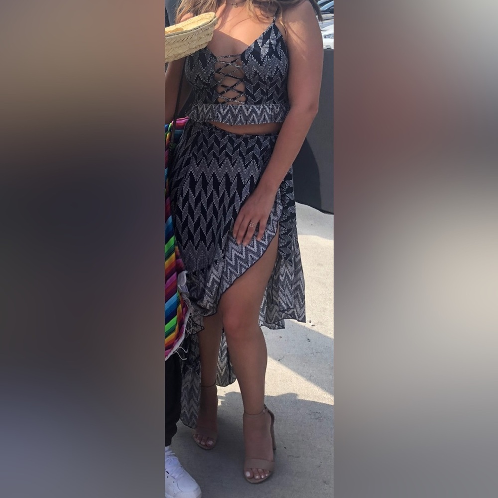 Two Piece chevron set